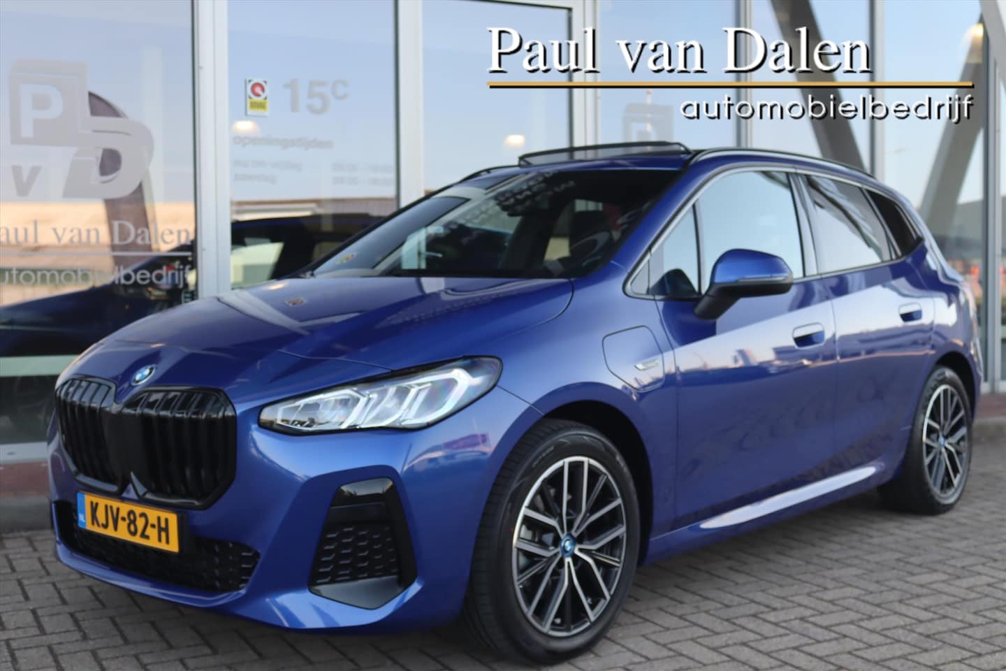 BMW 2-serie Active Tourer - (u06) 225e XDRIVE 245PK AUTOMAAT M-SPORT SHADOW LINE Panodak | Navi | Widescreen | Camera - AutoWereld.nl