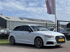 Audi A3 Sportback - 35 TFSI CoD Sport S Line Edition apple carplay