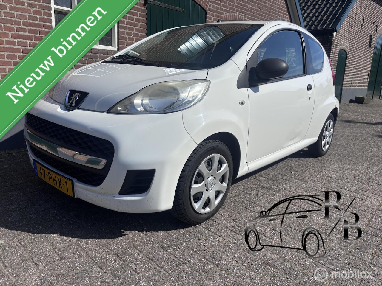 Peugeot 107 - 1.0-12V Accent AIRCO. APK 2027 - AutoWereld.nl