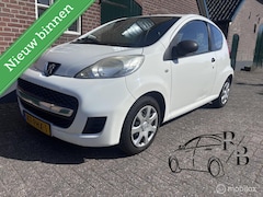 Peugeot 107 - 1.0-12V Accent AIRCO. APK 2027