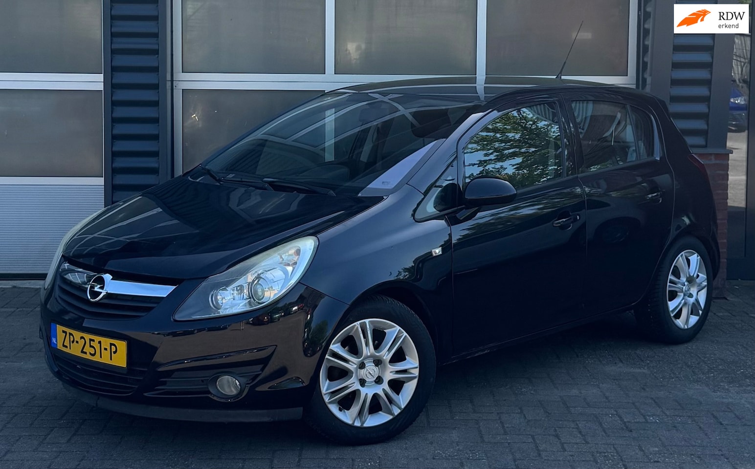 Opel Corsa - 1.2-16V Selection | Airco | 5-deurs | Nieuwe Distributieketting | APK t/m 05-07-2027 - AutoWereld.nl