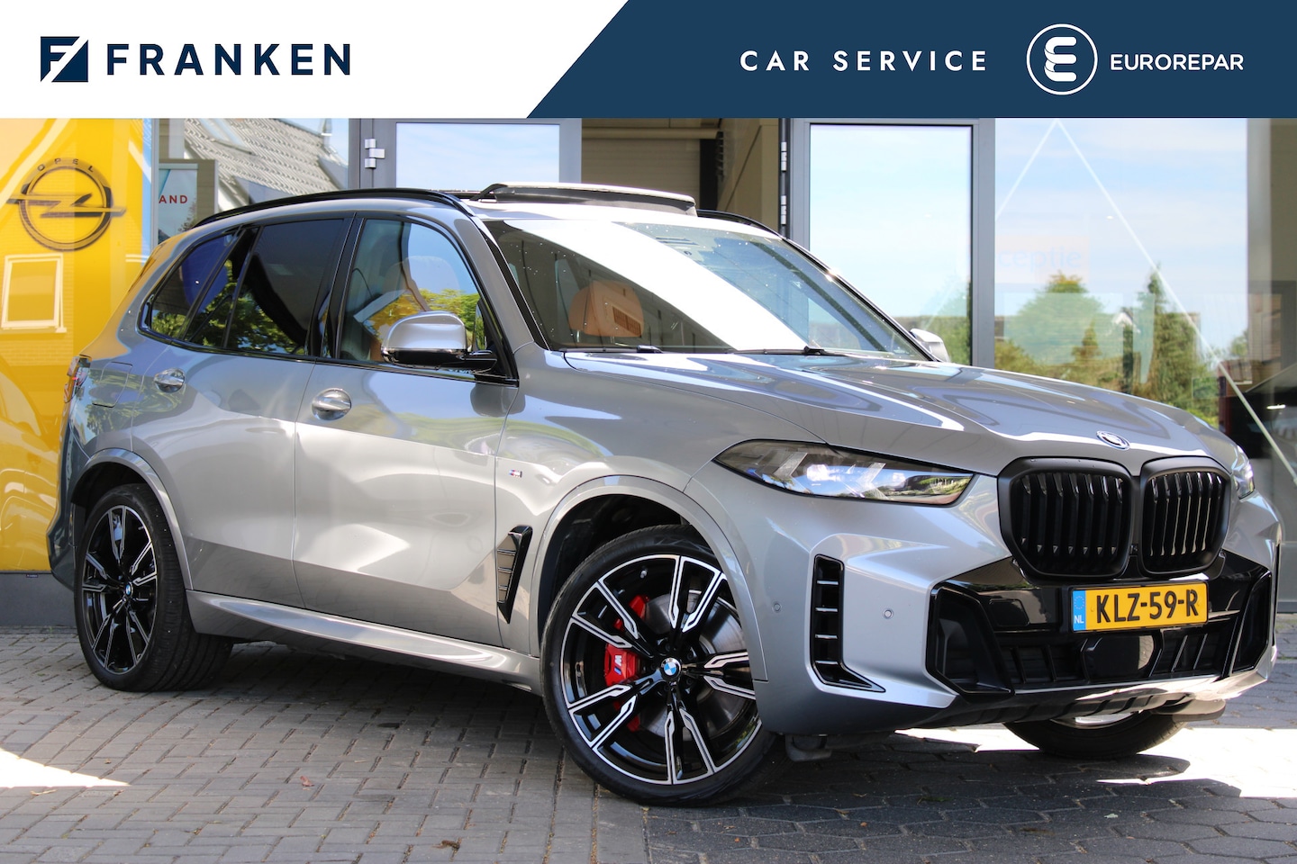 BMW X5 - xDrive50e M-Sport Pro | Vierwielbesturing | H&K | Cognac Interior | Panoramadak | Trekhaak - AutoWereld.nl