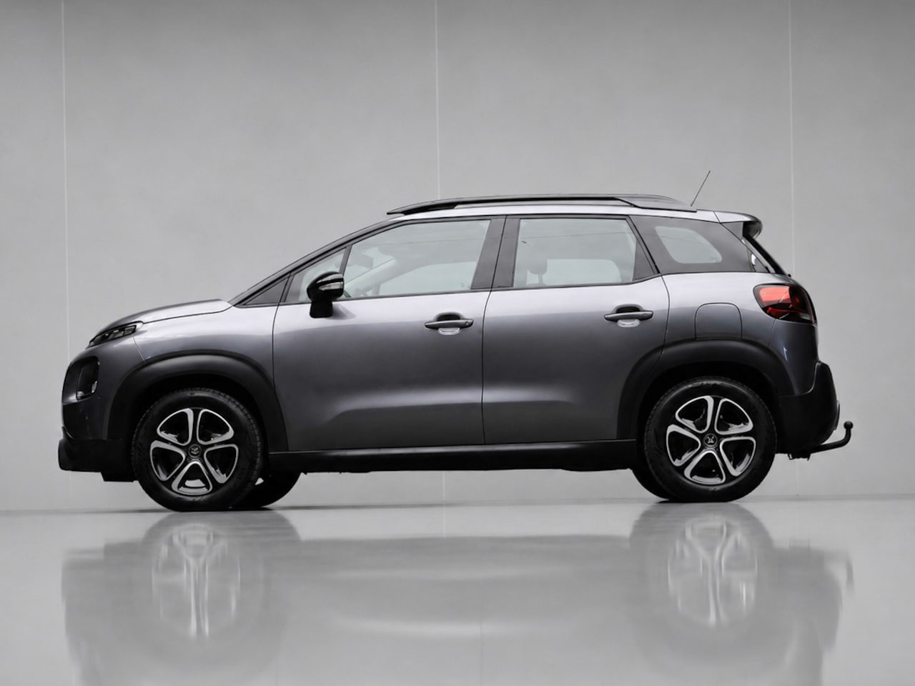 Citroën C3 Aircross - 1.2 PureTech S&S Business (PANORAMADAK,APPLE CARPLAY,NAVI,CAMERA,TREKHAAK,GETINT,CLIMATE,C - AutoWereld.nl
