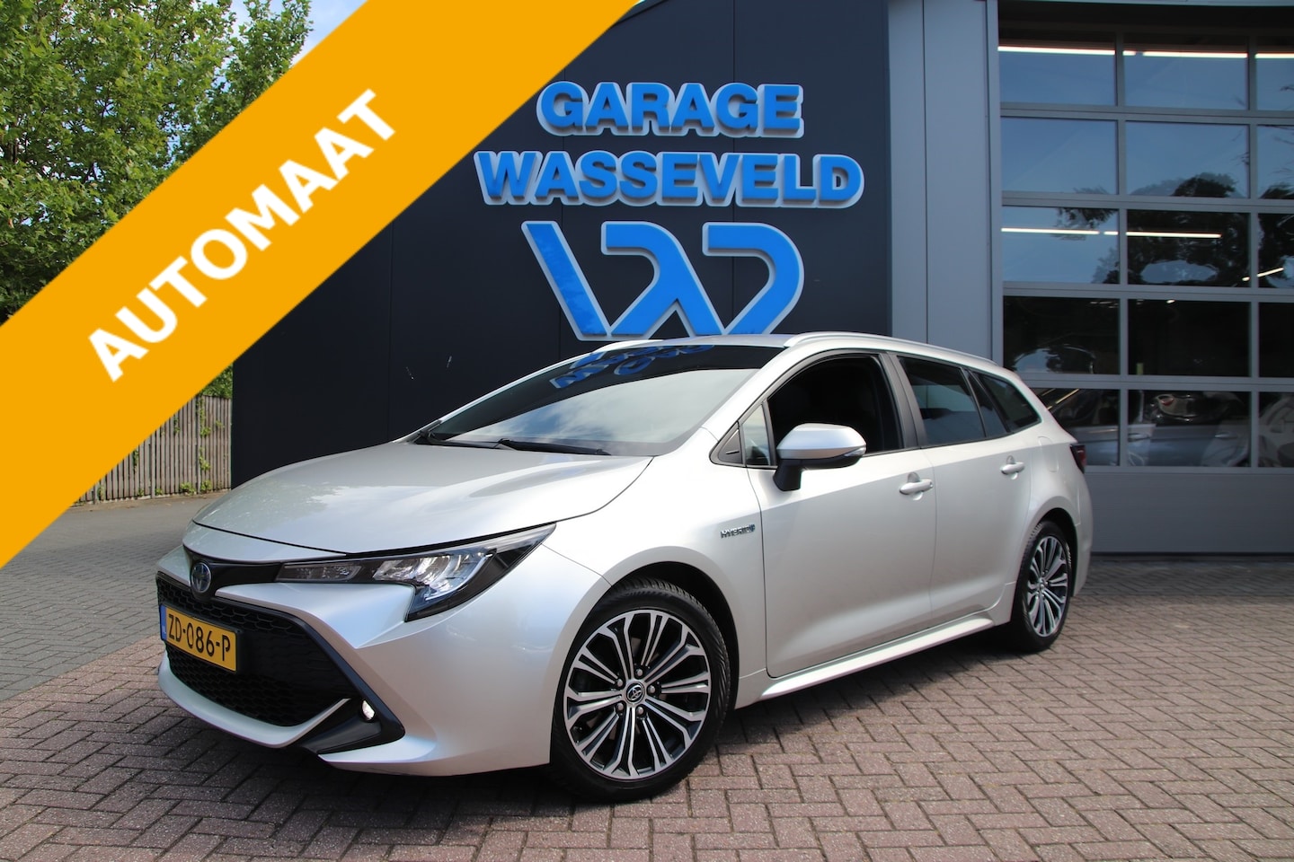 Toyota Corolla Touring Sports - 2.0 Hybrid 184PK Trekhaak/NL/Camera/ACC/Carplay - AutoWereld.nl