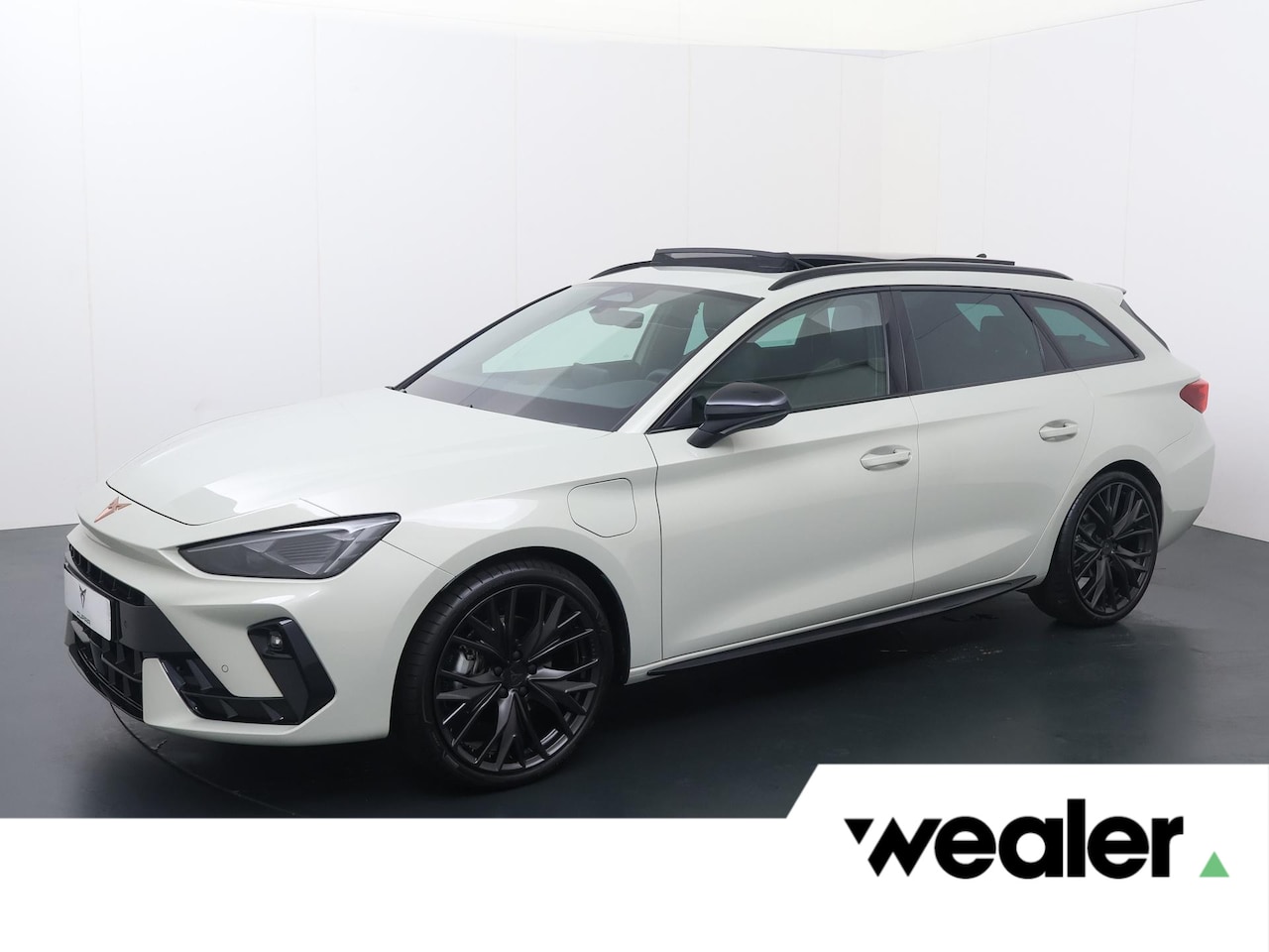 CUPRA Leon Sportstourer - 1.5 TSI e-Hybrid Business | 204 PK | SoH 99% | Obsidian Pack | Adaptive Cruise Control | A - AutoWereld.nl