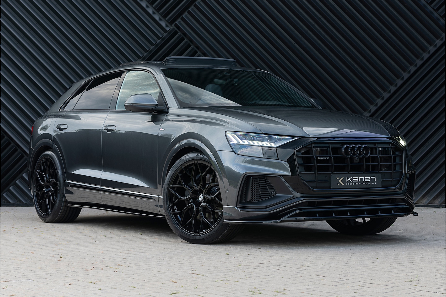 Audi Q8 - 55 TFSI e quattro S-Line ACC Pano Massage Keyless Matrix B&O 360 Softclose Memory Ambient - AutoWereld.nl