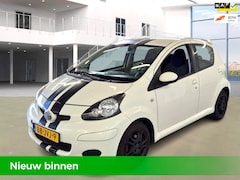 Toyota Aygo - 1.0-12V NAP 5DRS AIRCO NIEUWE APK 1E EIGENAAR| VELGEN| ELEK.RAMEN