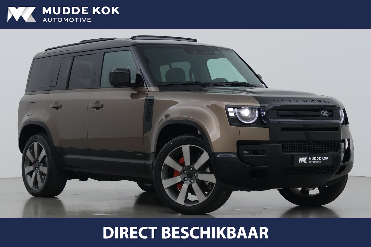 Land Rover Defender 110 - 2.0 P300e X | FACELIFT | ClearSight | Meridian Surround | Trekhaak | Luchtvering | Koelbox - AutoWereld.nl