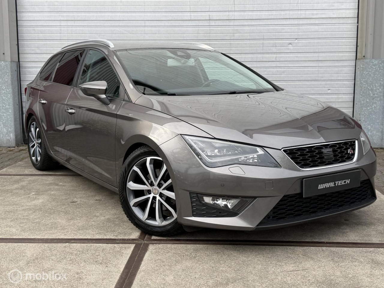 SEAT Leon ST - 1.4 TSI ACT FR Dynamic PDC Navi Led Stoelverw. - AutoWereld.nl
