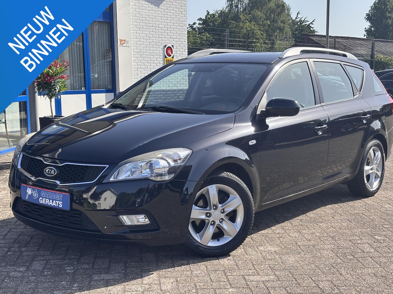 Kia Cee'd Sporty Wagon - 1.6 CVVT Super Pack l Trekhaak, Airco, Stoelverwarming, Navigatie, Cruise control, Parkeer - AutoWereld.nl