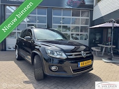 Volkswagen Tiguan - 1.4 TSI R-Line SCHUIFKANTELDAK NAVI PDC