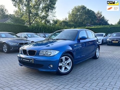BMW 1-serie - 118i Business Line|Nieuwe Ketting + Klepseals|Trekhaak|Cruise control|Airco|Nette staat