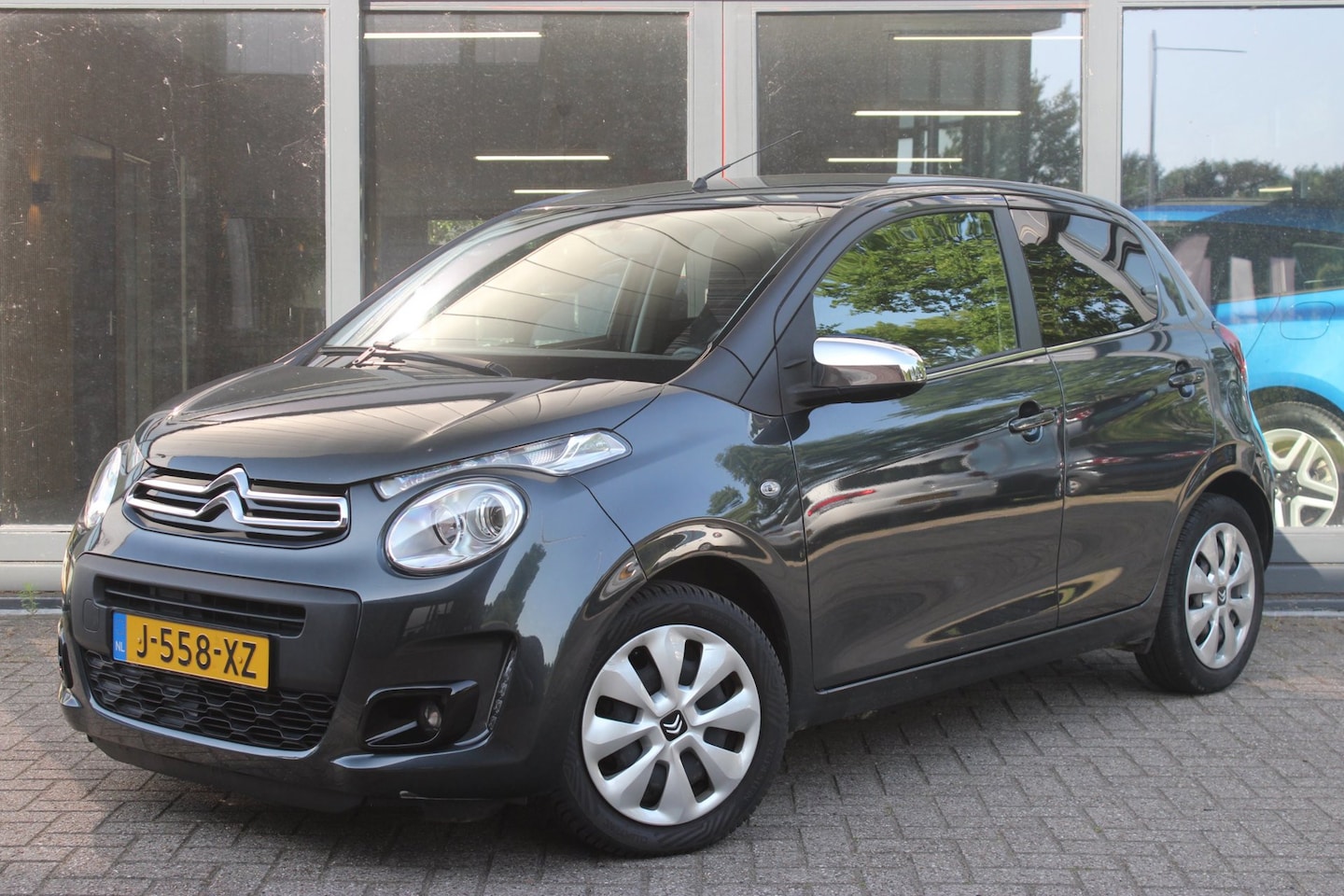 Citroën C1 - 1.0 VTi Feel | Airco | 5-drs | Parkeersensoren | Telefoonvoorbereiding | All-Season | Isof - AutoWereld.nl