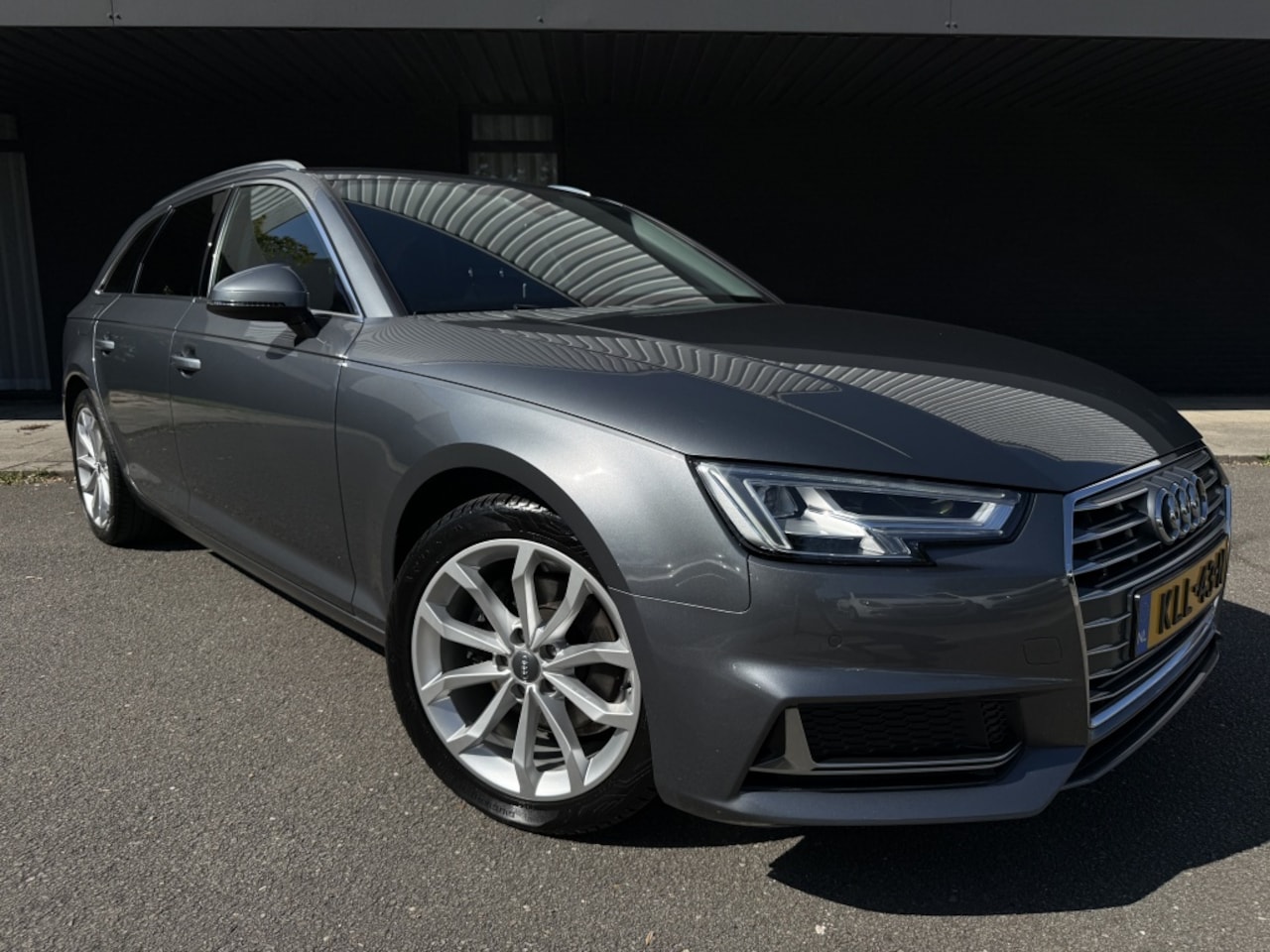 Audi A4 Avant - 35 TFSI Design Pro line - Leer - Trekhaak - - AutoWereld.nl