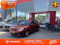 Kia Rio - 1.4 X-tra, 5 Deurs, 5 Zits, Airco, Elektrischpakket, Stuurbekrachting, Centraledeurvergren