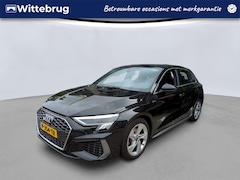 Audi A3 Sportback - 35 TFSI 150pk S edition S-Tronic Automaat / App-Connect / Climate Controle / Sportstoelen