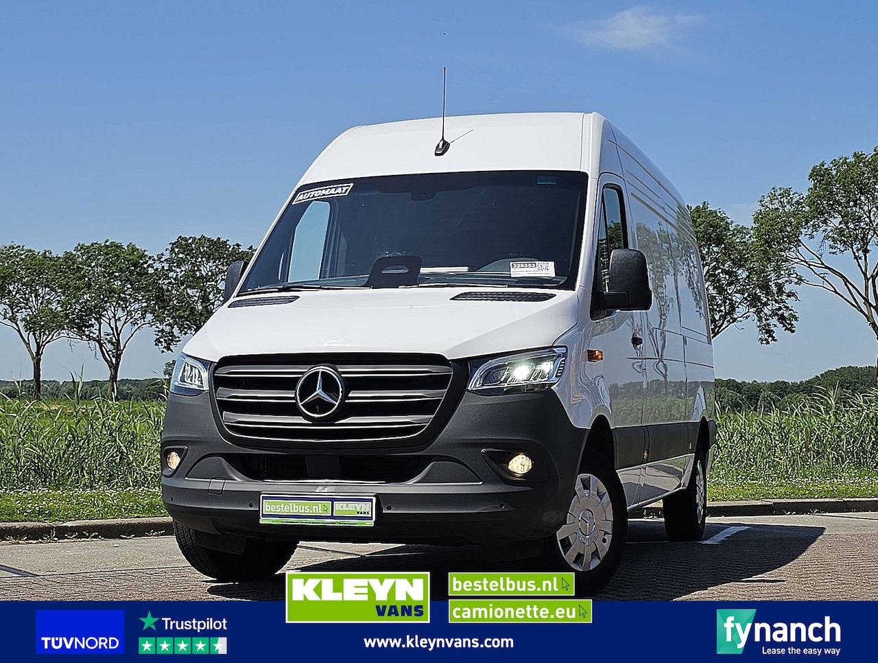 Mercedes-Benz Sprinter - 317 L2H2 LED Mbux10 AC! - AutoWereld.nl