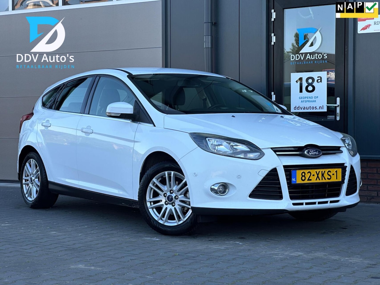 Ford Focus - 1.0/101pk EcoBoost Titanium|NAP|Trekhaak|PDC|Cruise|Climate|Bluetooth|Navi|Isofix|16" LMV - AutoWereld.nl