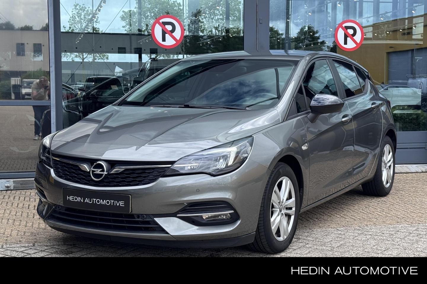 Opel Astra - 1.2 Edition | Camera | Navigatie | Cruise control | - AutoWereld.nl