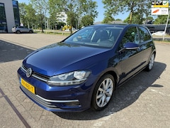 Volkswagen Golf - 1.0 TSI Comfortline Business / NAP / APK / AIRCO / NAVI / TREKHAAK / 2 SLEUTELS / BOEKJES