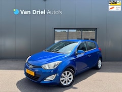 Hyundai i20 - 1.2i i-Vision / Airco / Cruise Control / Parkeersensoren achter