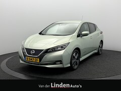 Nissan LEAF - Tekna 40 kWh SOH 90% | Trekhaak | Warmtepomp | 360° Camera | Navigatie | Stoel/Stuurverwar