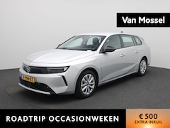 Opel Astra Sports Tourer - 1.2 Turbo | Apple Carplay / Android Auto | Parkeersensoren | Climate Control | Trekhaak |