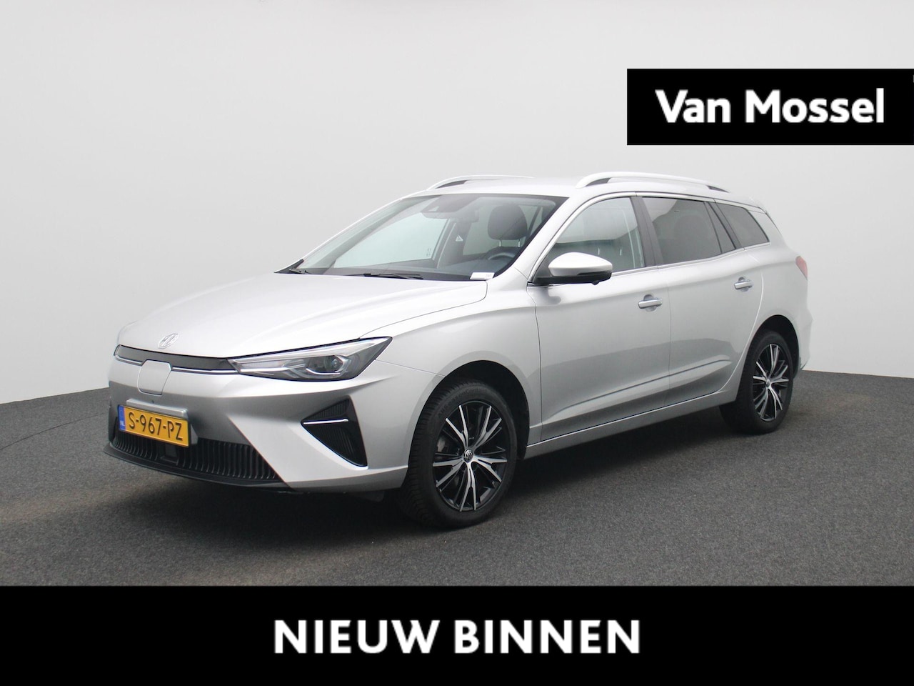 MG MG5 Electric - Long Range Luxury 61 kWh | Camera | Apple Carplay | Leder | - AutoWereld.nl