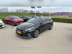 Kia Cee'd Sportswagon - Ceed 1.4 T-GDi GT-PlusLine | Panoramadak | JBL | Extra winterset | Sportstoelen met geheug