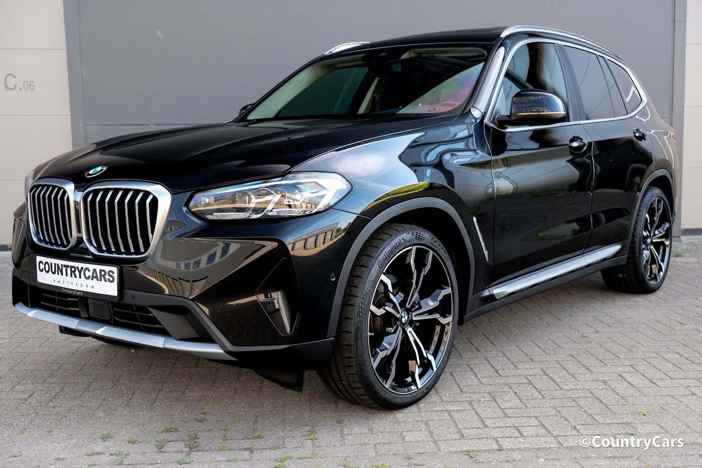 BMW X3 - XDrive20i Aut. Panorama Leder ACC Trekhaak Camera Keyless - AutoWereld.nl