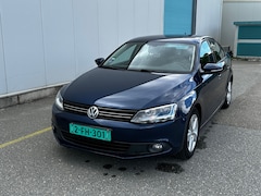 Volkswagen Jetta - 1.2 TSI Comfortline | NW APK | Airco |Trekhaak |Dealer Onderhouden