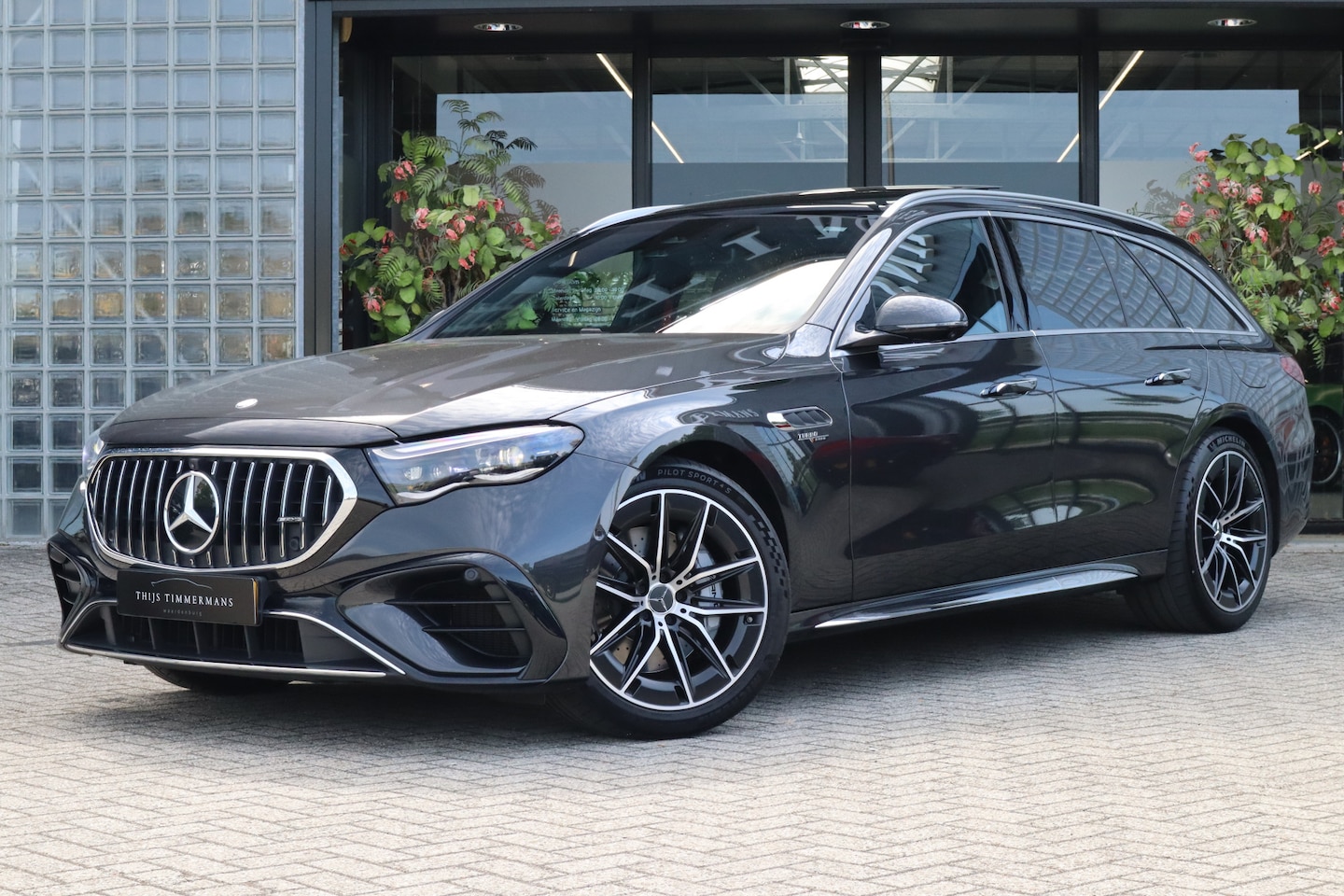 Mercedes-Benz E-klasse Estate - AMG 53 Hybrid 4MATIC+ | Pano, Distronic, Apple Carplay, Trekhaak, 360 Camera, Memory, Stoe - AutoWereld.nl