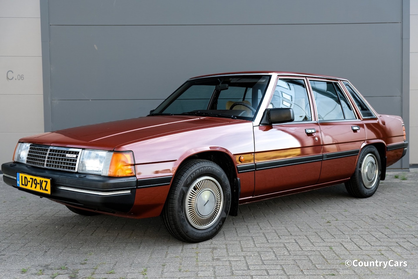 Mazda 929 - 2.0 LTD 2.0 LTD - AutoWereld.nl