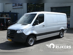 Mercedes-Benz Sprinter - 315 CDI L2H1 RWD MBUX met camera, Geveerde stoel, Trekhaak, Etc