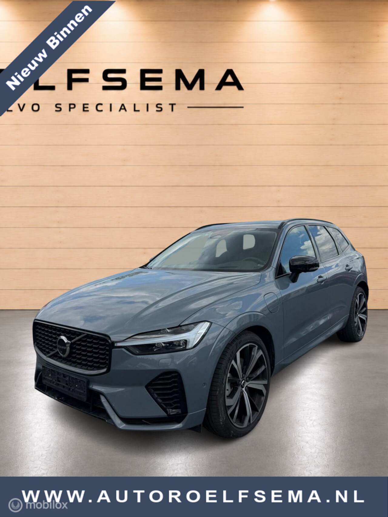 Volvo XC60 - 2.0 T8 Plug-in hybrid AWD R-design |Panoramadak |Adaptive Cruise | Autopilot | Luchtvering - AutoWereld.nl