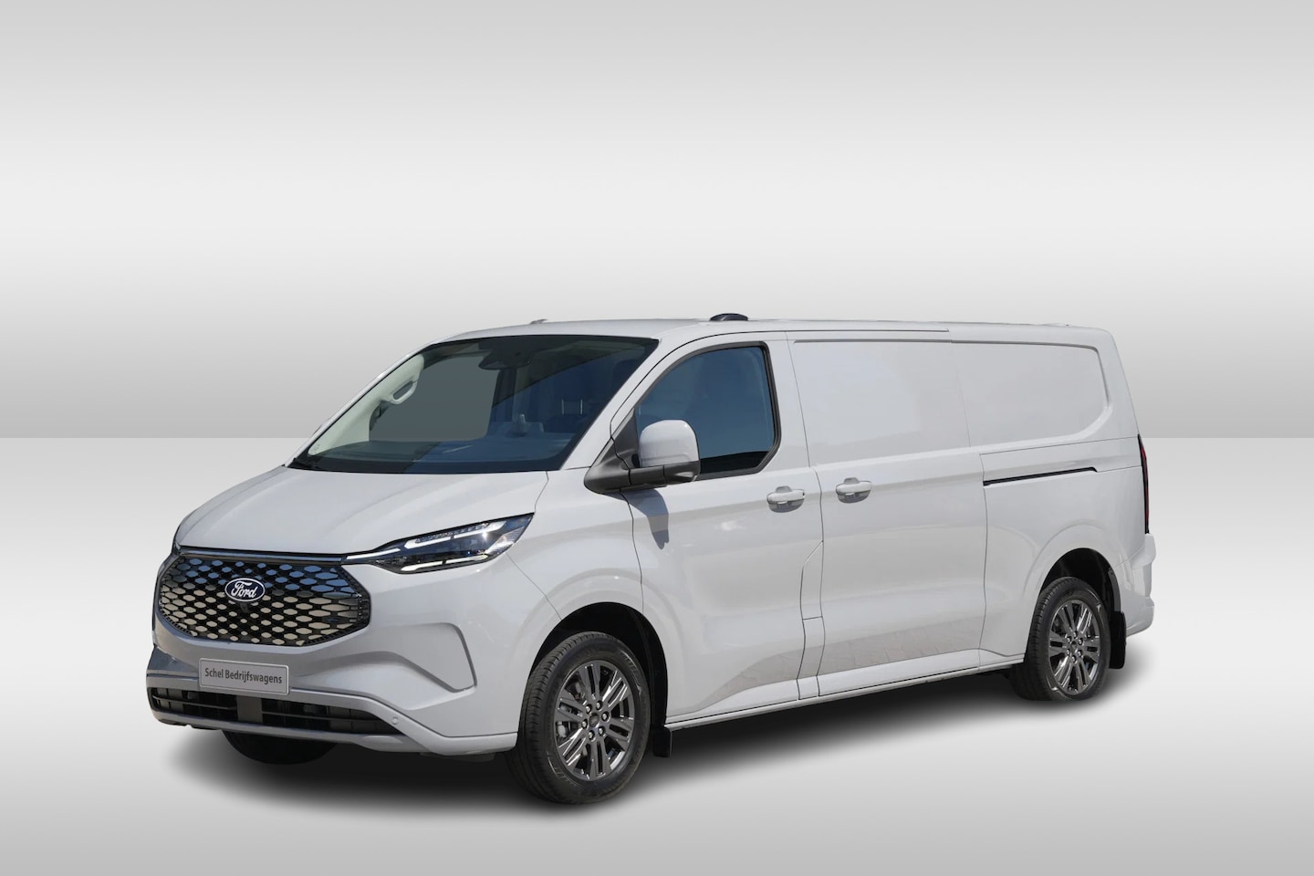 Ford E-Transit Cust. - 320 L2 H1 Limited 65 kWh 2x Schuifdeur - AutoWereld.nl