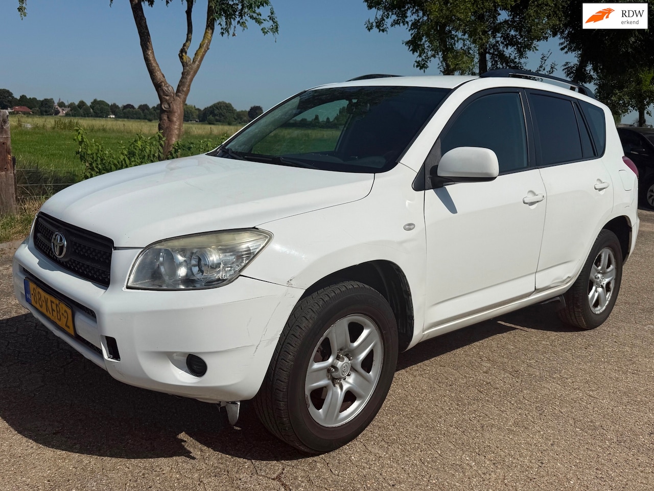Toyota RAV4 - 2.2 D-4D Executive Business Airco Export ! - AutoWereld.nl
