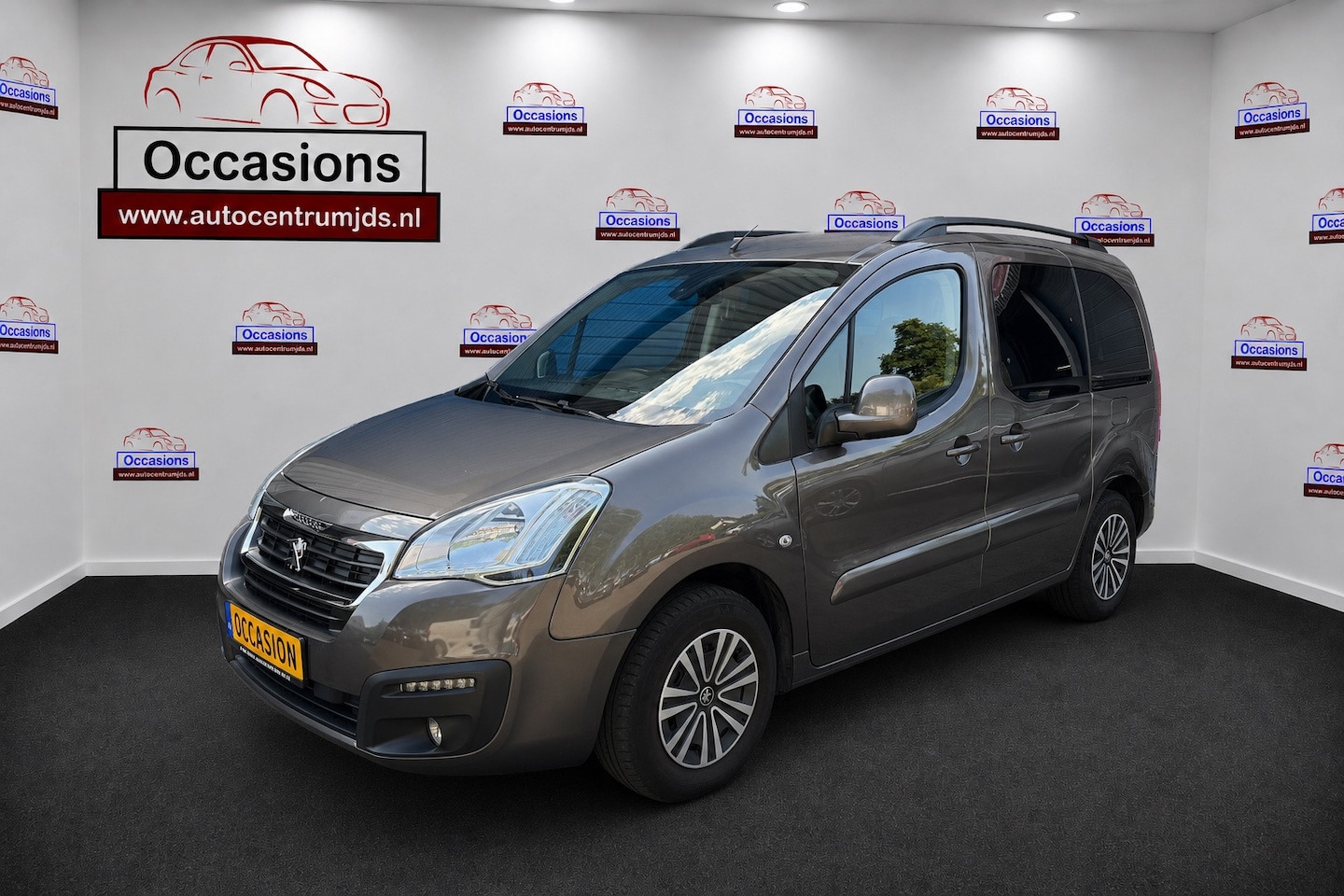 Peugeot Partner Tepee - 1.2 PureTech Active. Airco ! - AutoWereld.nl