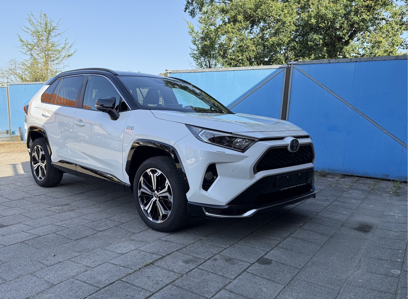 Toyota RAV4 - 2.5 Plug-in Hybrid AWD Bi-Tone Plus Stoelverkoeling/verwarming, Airco op afstand bediend, - AutoWereld.nl