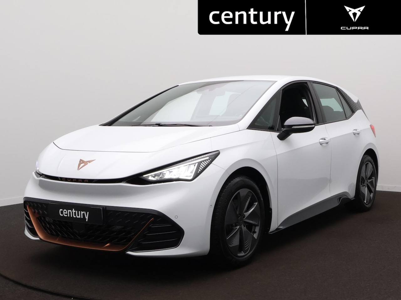 CUPRA Born - Adrenaline 62 kWh / Camera / Warmtepomp / Adap. Cruise - AutoWereld.nl