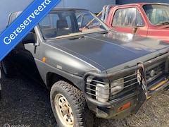 Nissan King Cab - 2.4 B / LPG 4 WD HOBBYPROJEKT / ONDERDELEN