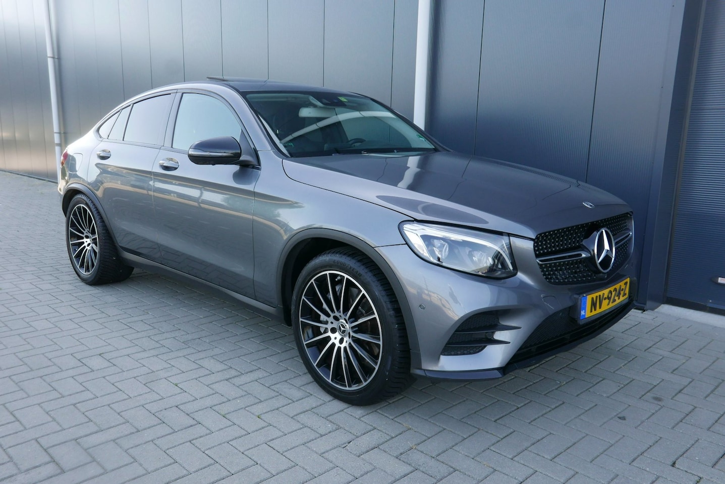 Mercedes-Benz GLC-klasse Coupé - 250 d 204 PK 4MATIC Edition 1 AMG NIGHT PAKKET. - AutoWereld.nl