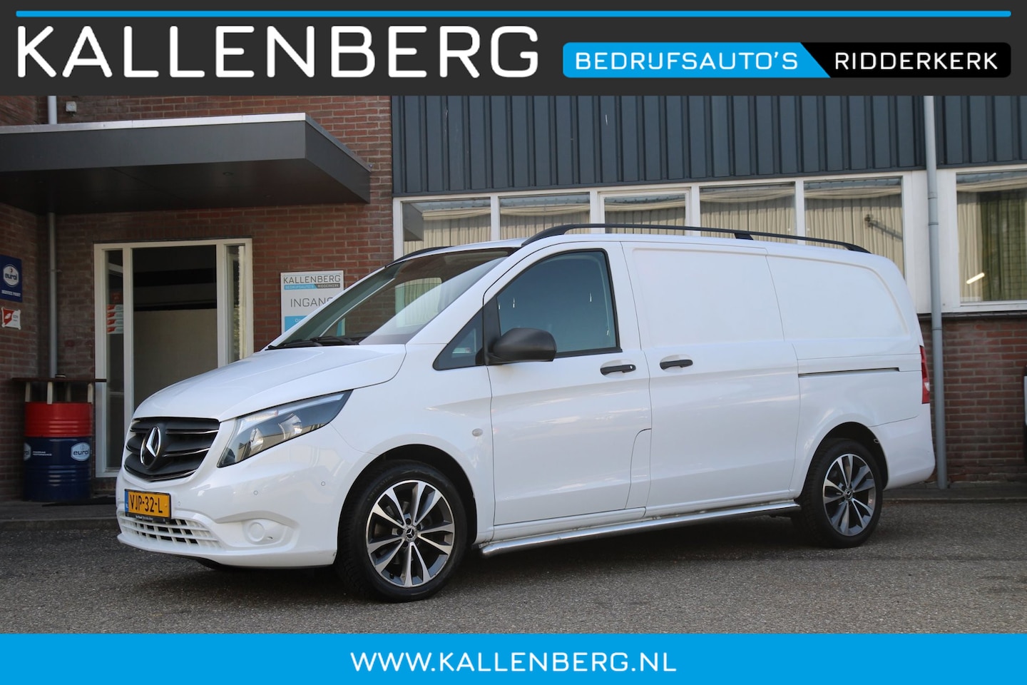 Mercedes-Benz Vito - 114 CDI Lang / Automaat / Trekhaak / Dubbele schuif / Camera - AutoWereld.nl