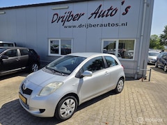 Toyota Yaris - 1.3 VVTi Luna