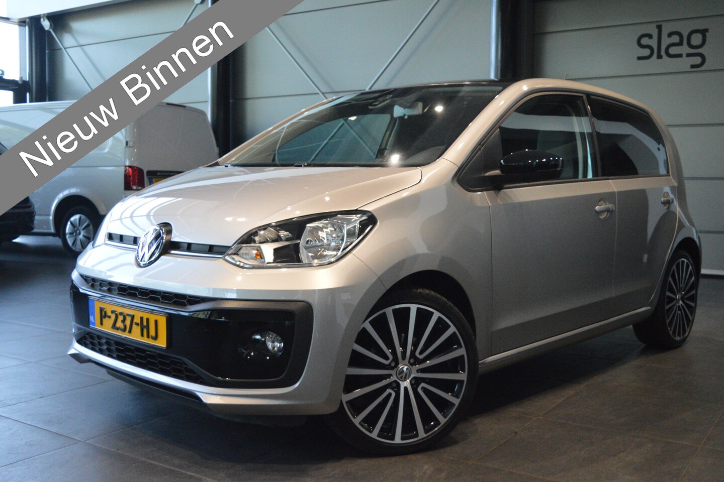 Volkswagen Up! - 1.0 BMT EDITION clima maps 17 inch !! - AutoWereld.nl