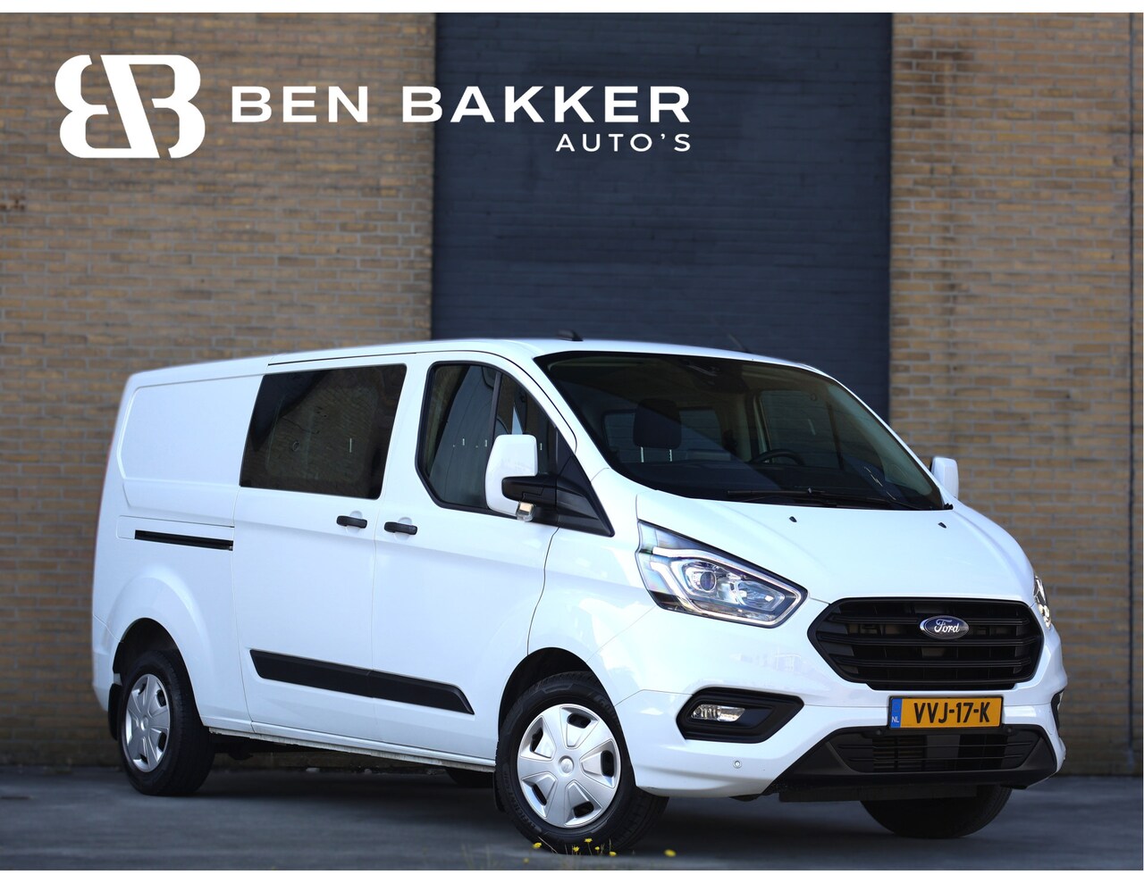 Ford Transit Custom - 320 2.0 TDCI L2H1 Trend DC Haak | Camera | Carplay | Navi - AutoWereld.nl