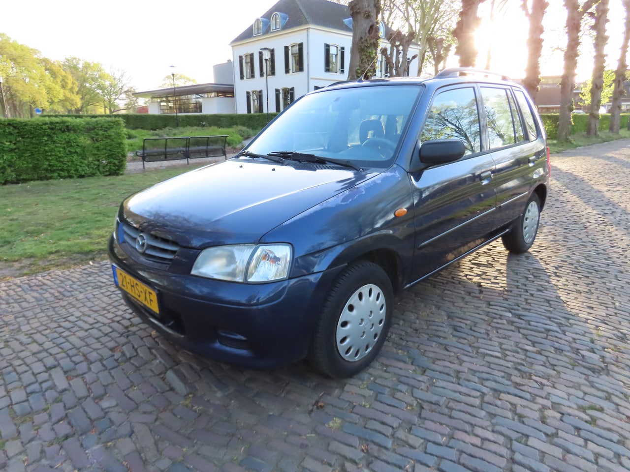 Mazda Demio - 1.5 Exclusive Automaat 5 Drs Stuurbekrachtiging***Apk t/m 7-5-2027*** - AutoWereld.nl