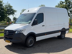 Mercedes-Benz Sprinter - 517CDI L2H2 Automaat Airco Cruisecontrol AppleCarplay Led/Xenon