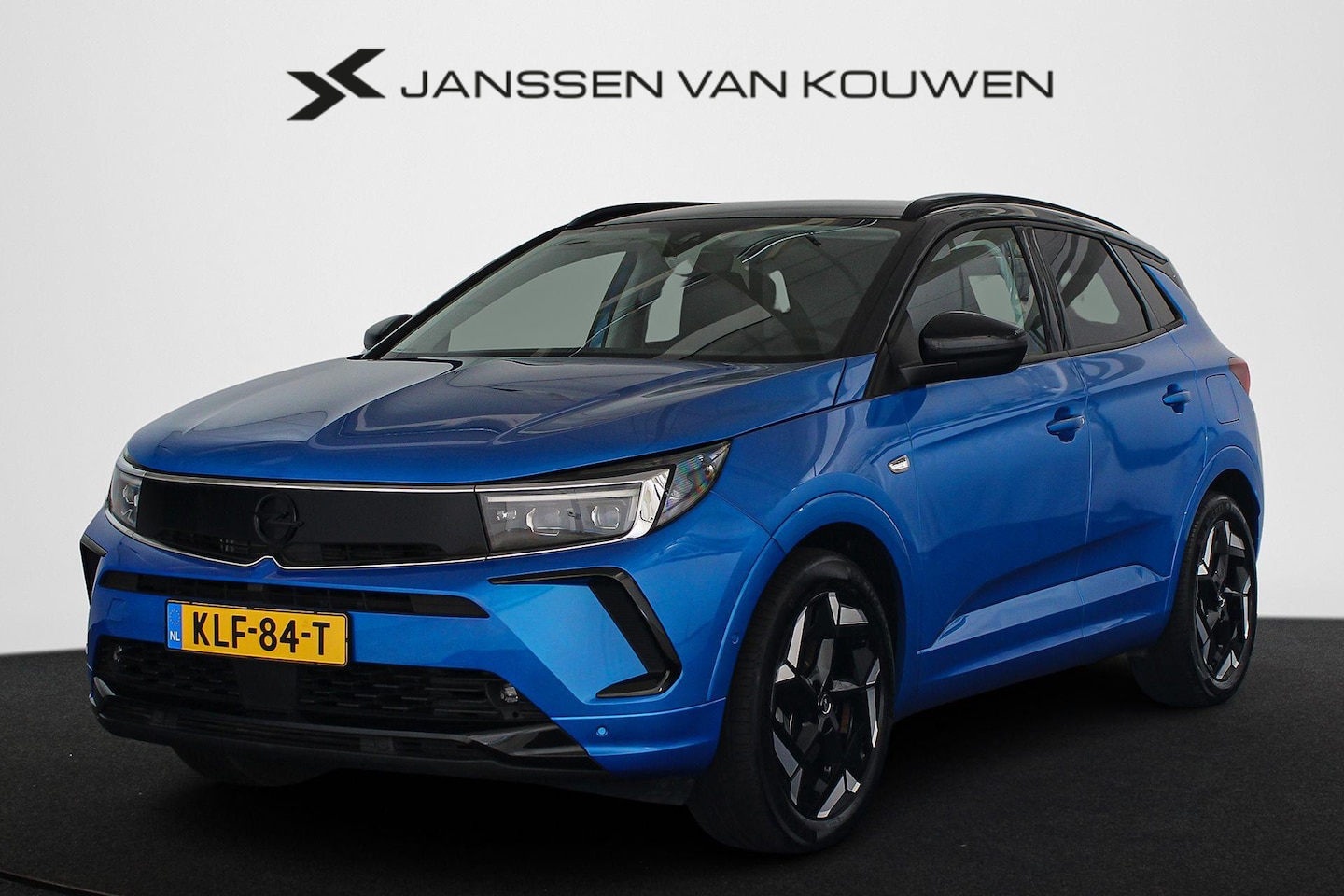 Opel Grandland - 1.6 Turbo Plug-In Hybrid 4x4 GSe Stoel-Stuurverwarming Achteruitrijcamera - AutoWereld.nl
