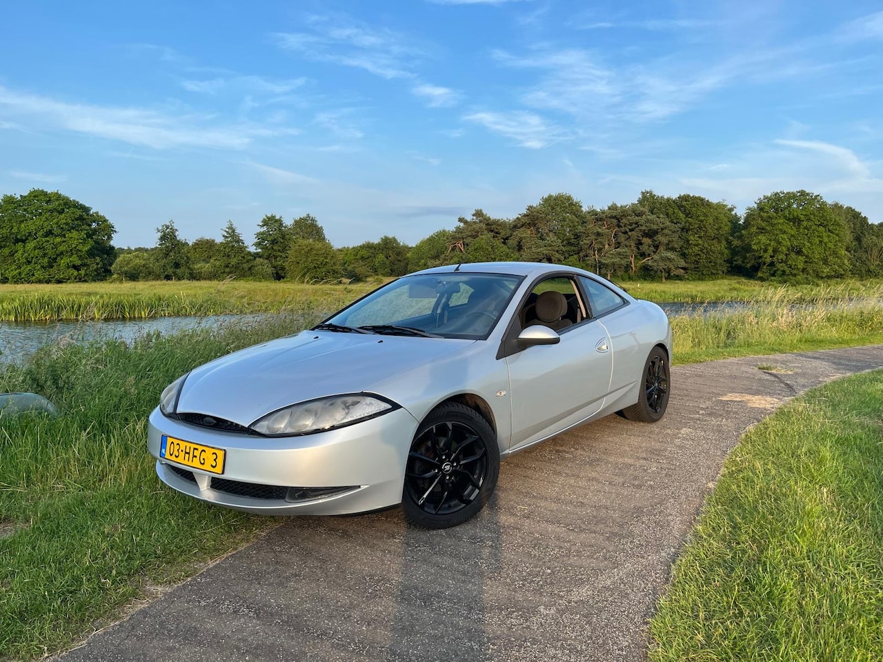 Ford Cougar - 2.5-24V V6 - AutoWereld.nl